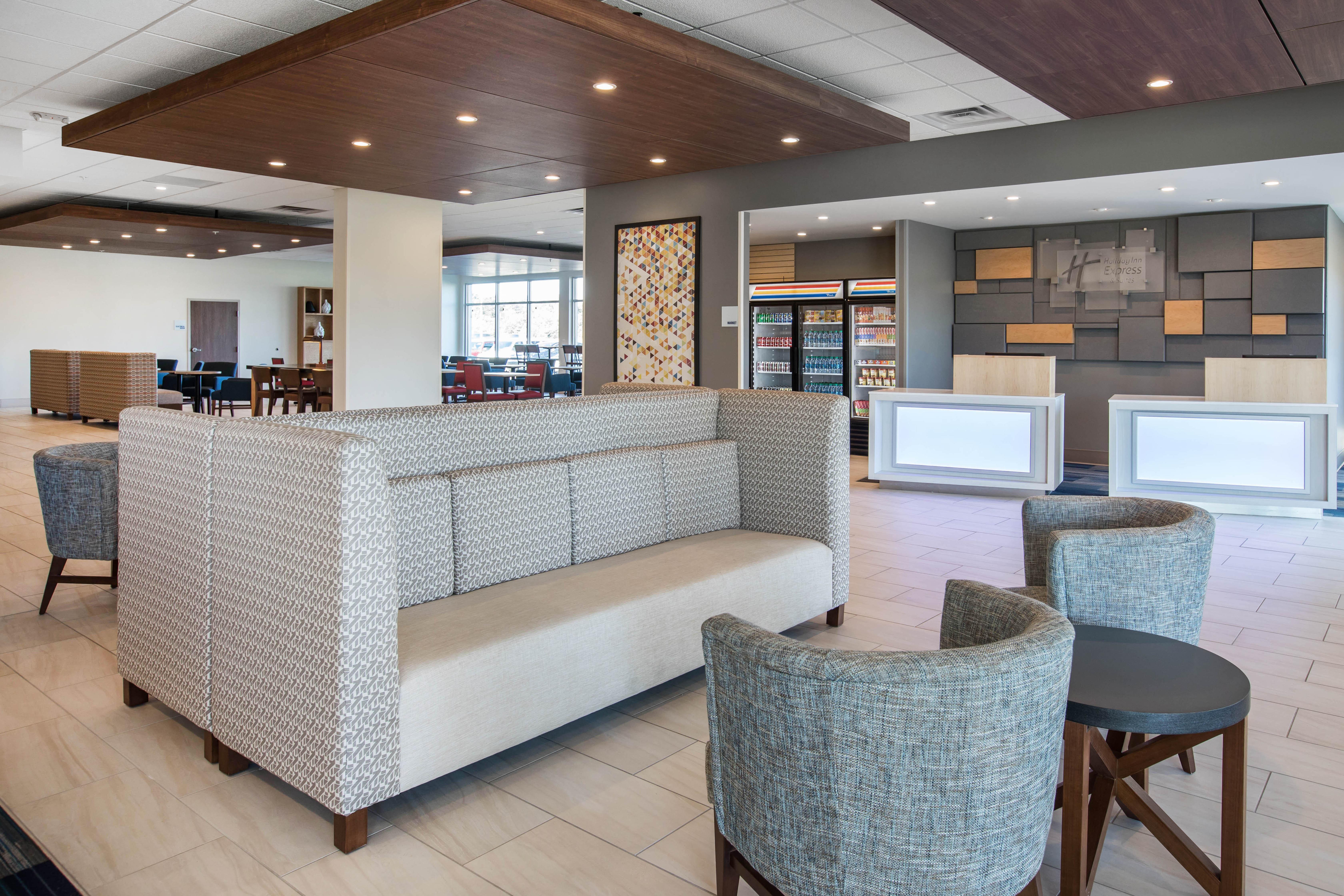 Holiday Inn Express & Suites Ludington By Ihg Экстерьер фото