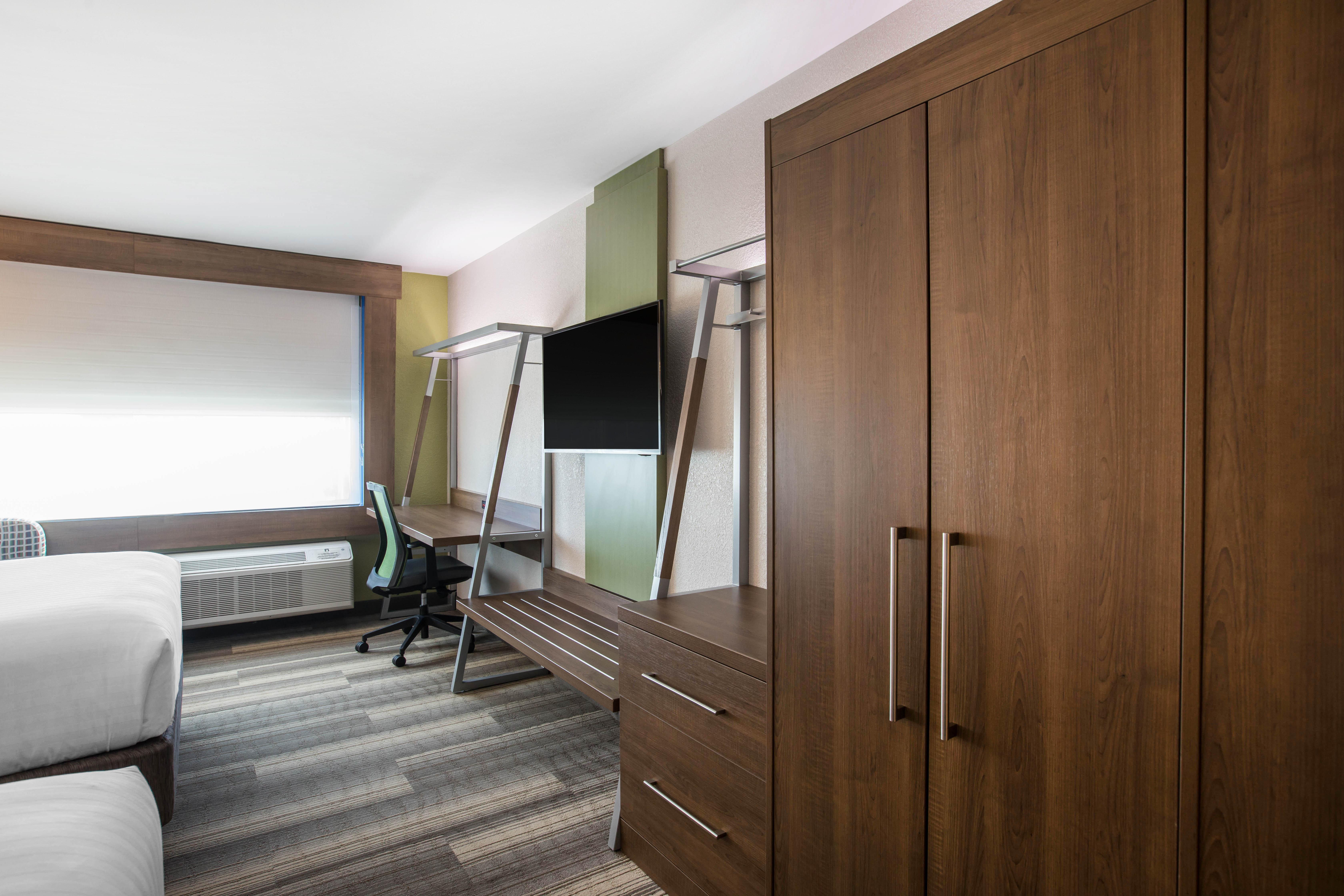 Holiday Inn Express & Suites Ludington By Ihg Экстерьер фото