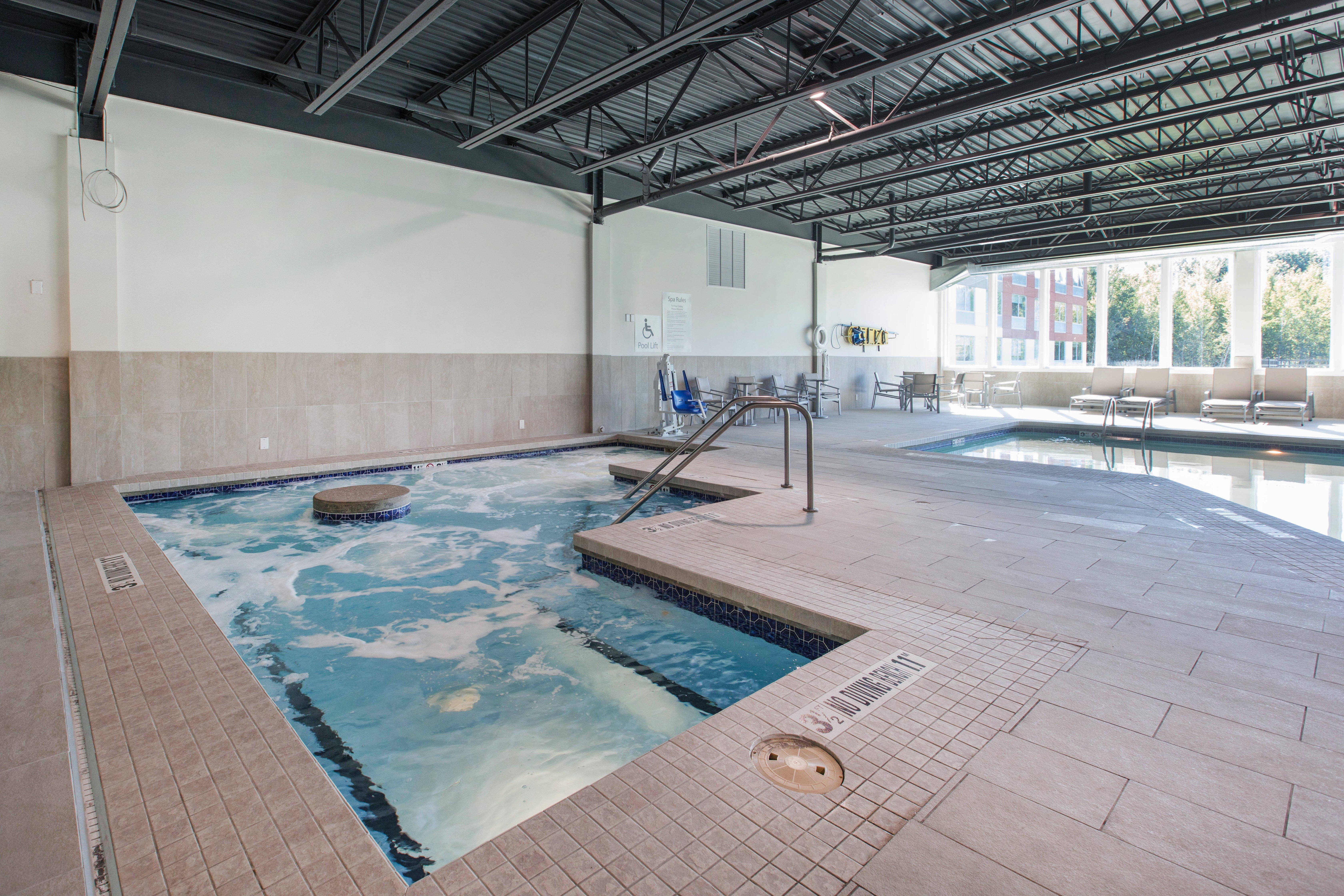 Holiday Inn Express & Suites Ludington By Ihg Экстерьер фото