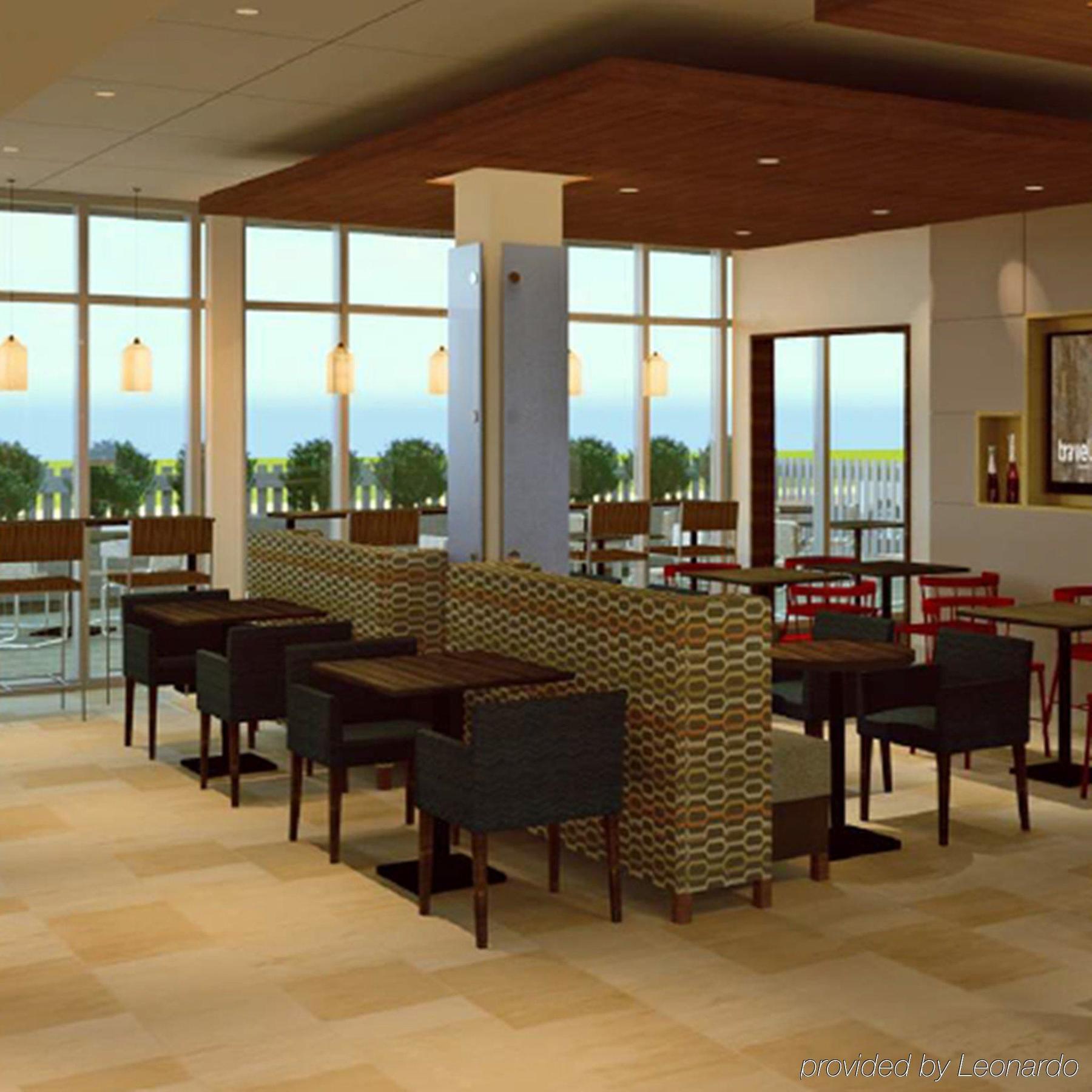 Holiday Inn Express & Suites Ludington By Ihg Экстерьер фото